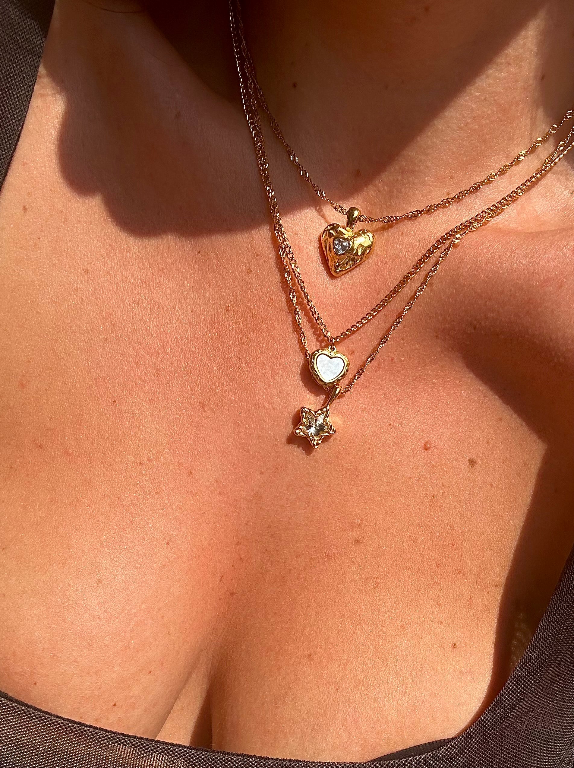 FEYA NECKLACE