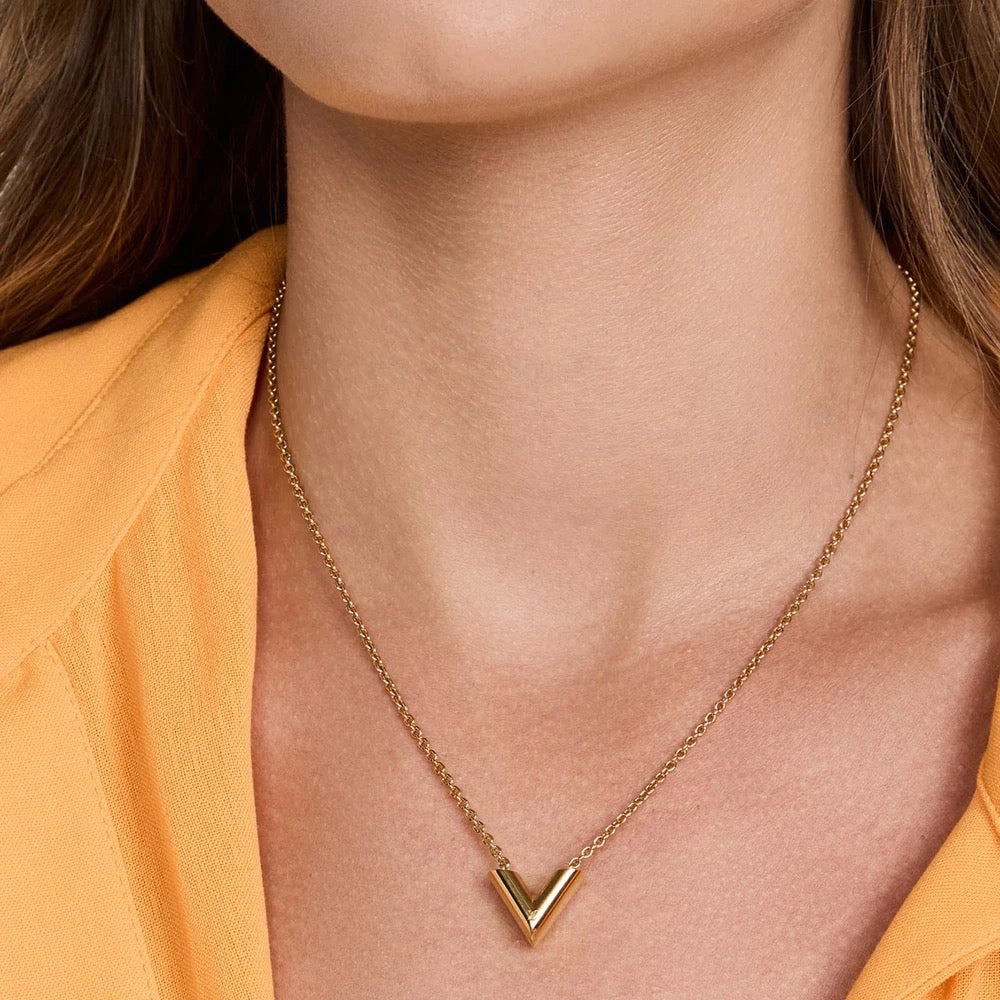 VERA NECKLACE