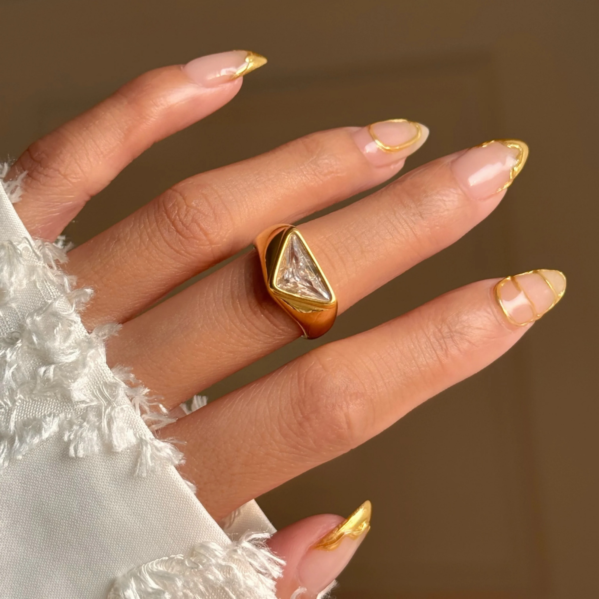 MAGDA RING