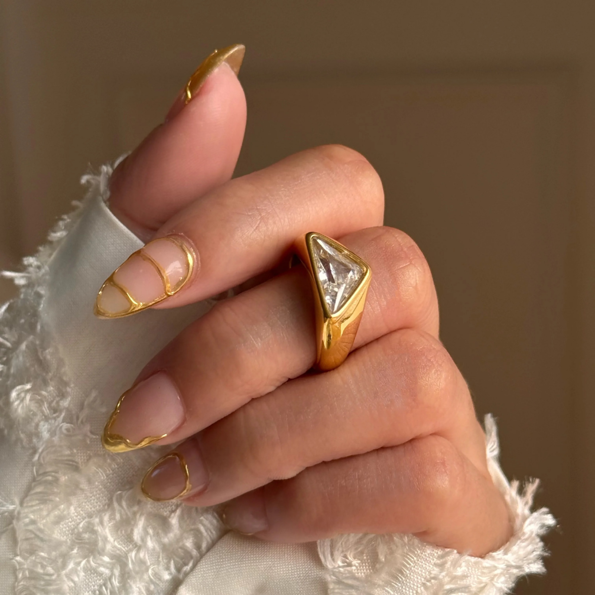MAGDA RING