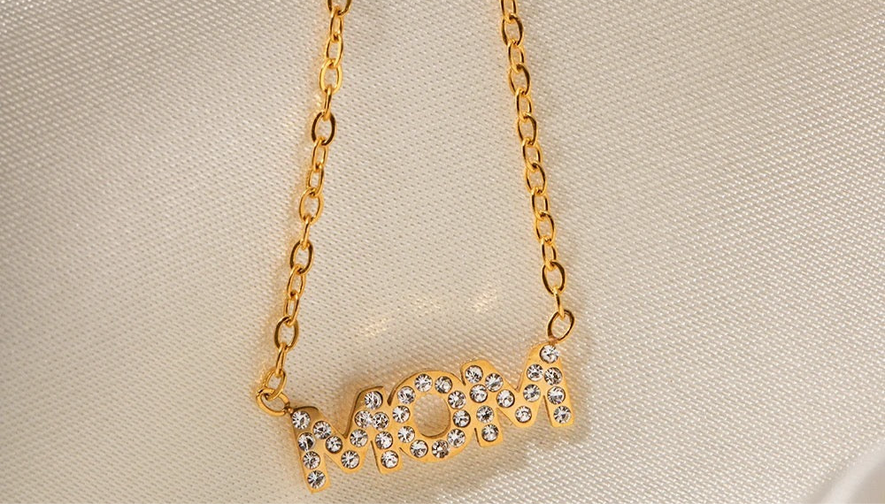 MOM NECKLACE
