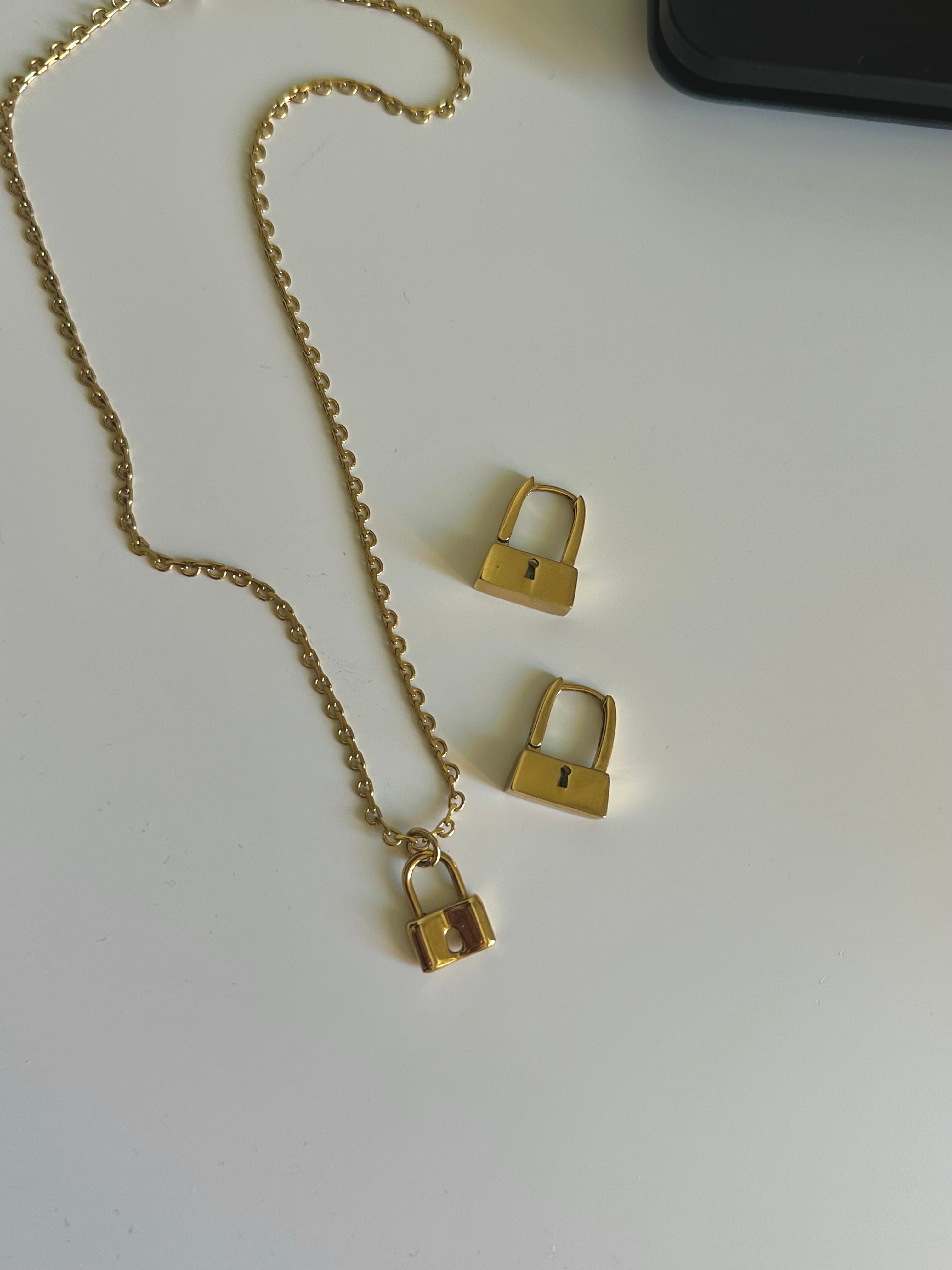 SET COLLANA + ORECCHINI LUCCHETTO