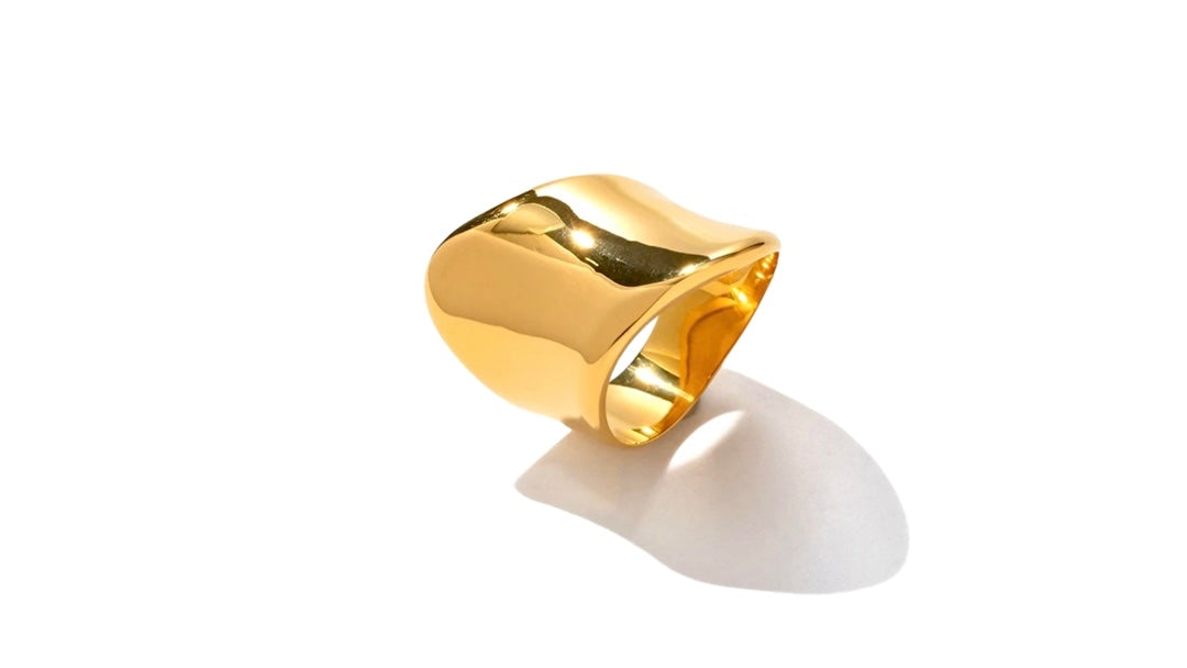 ALISA RING