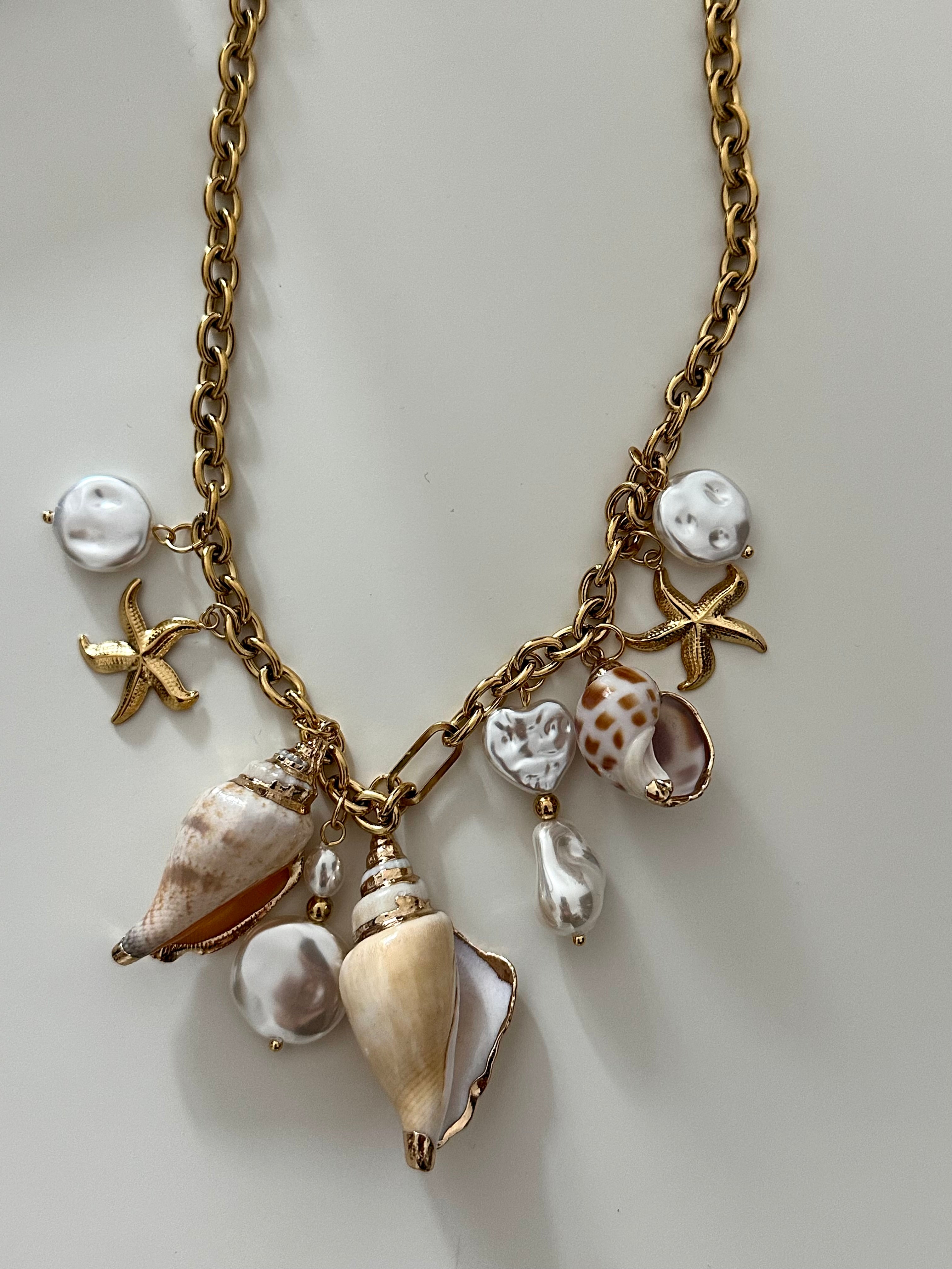 COLLANA ARI