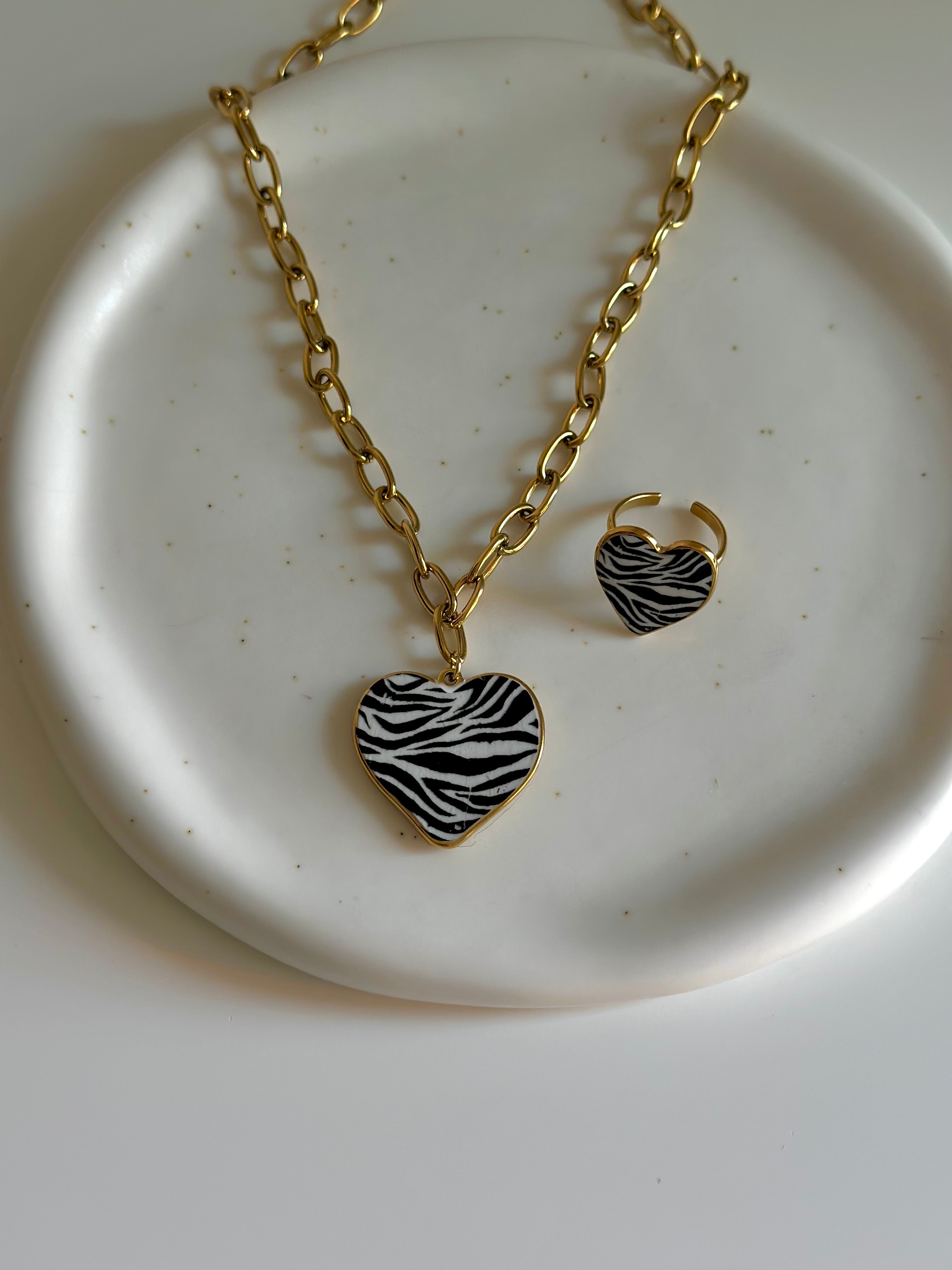 SET COLLANA E ANELLO ZEBRA