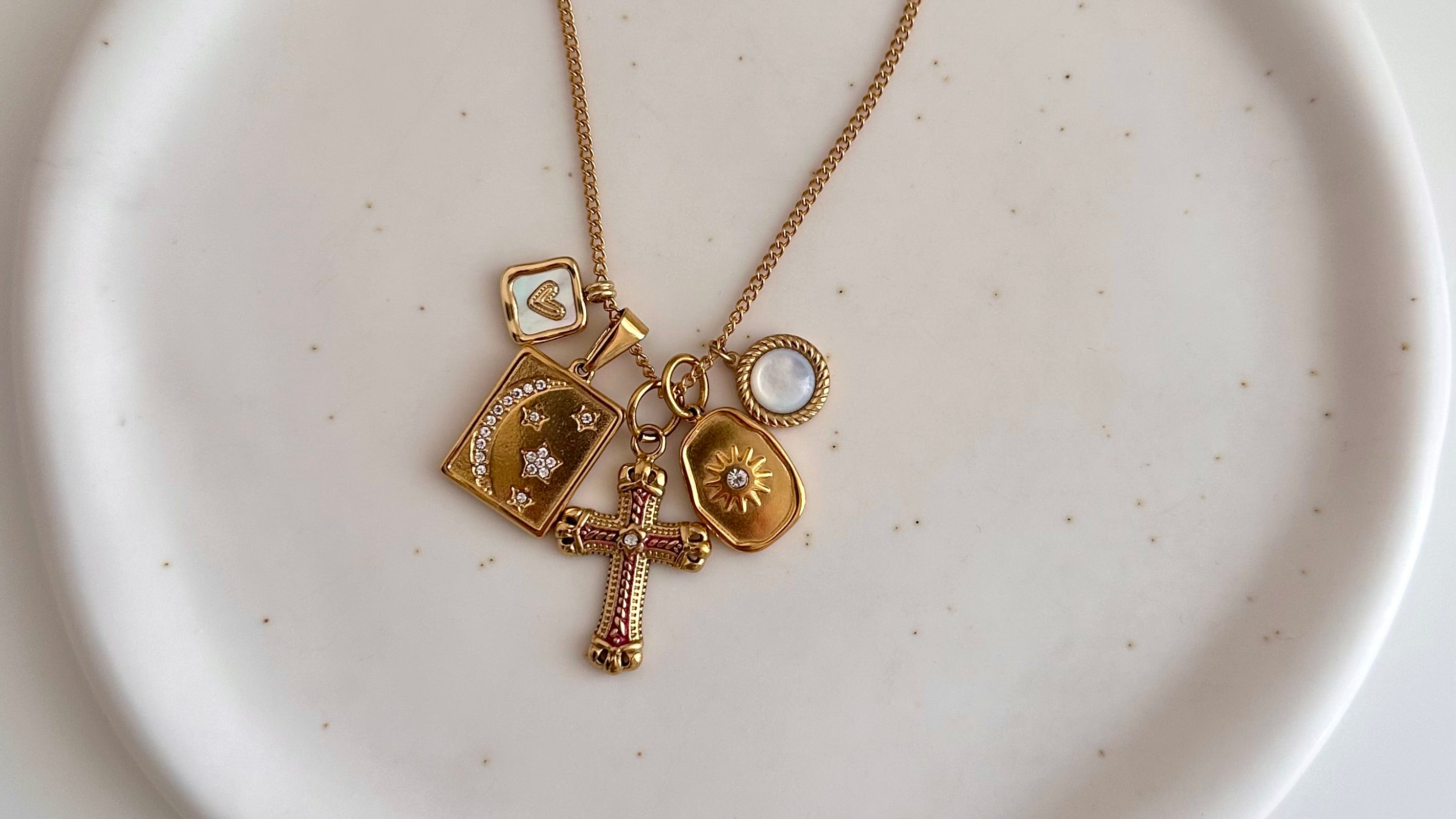 COLLANA AIRA