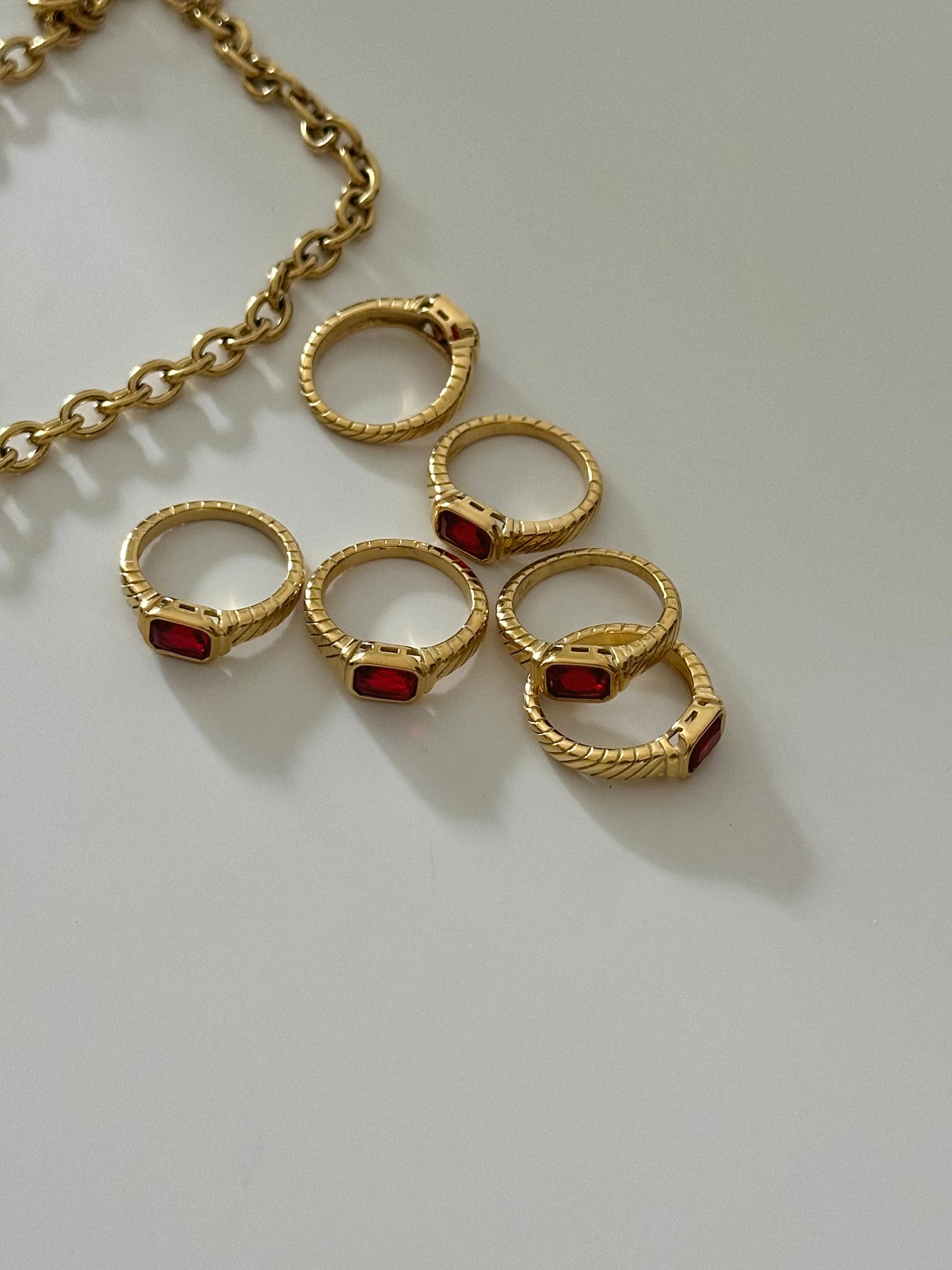 ANELLO RUBY