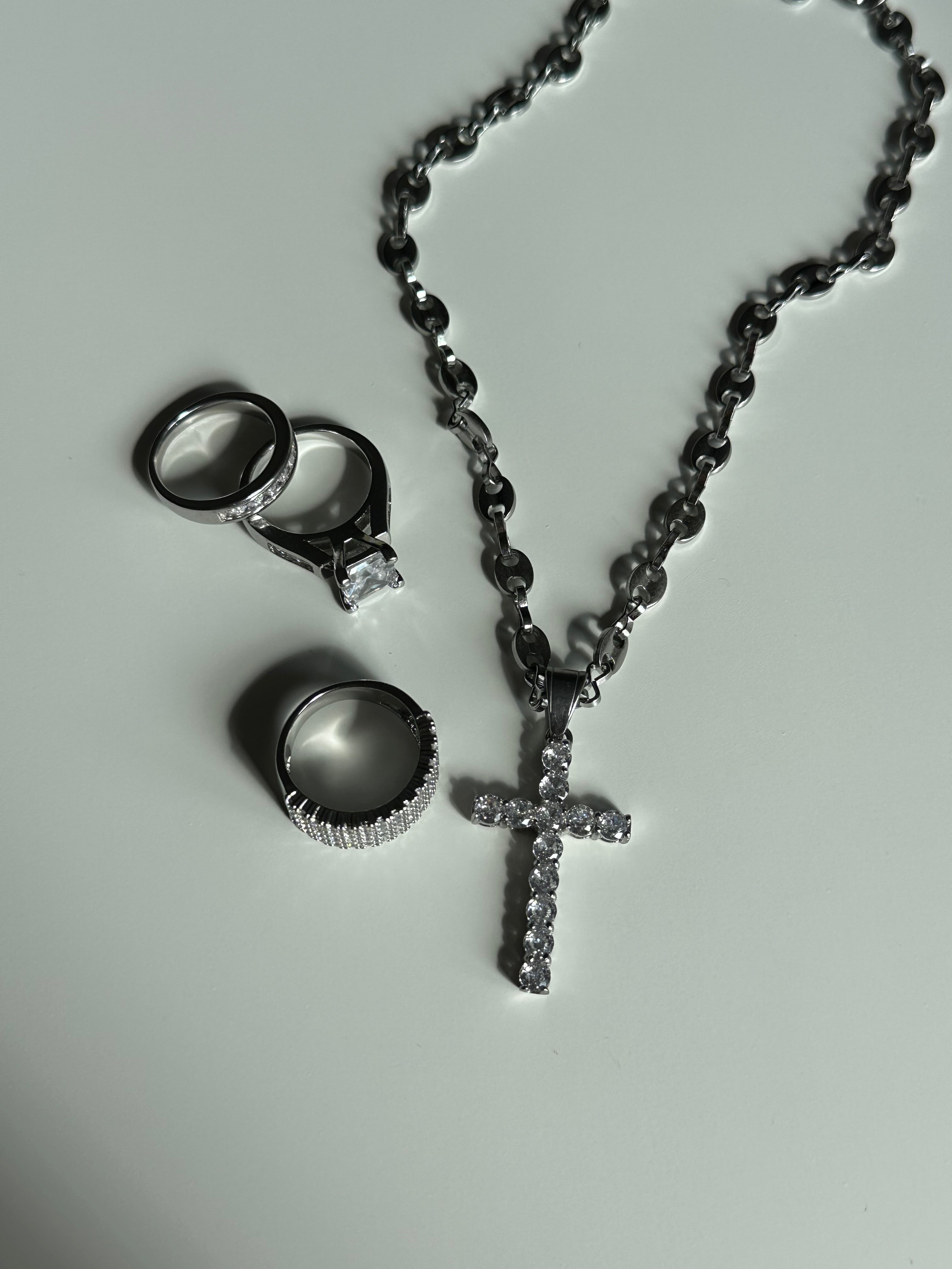 SET COLLANA+BRACCIALE LUCY
