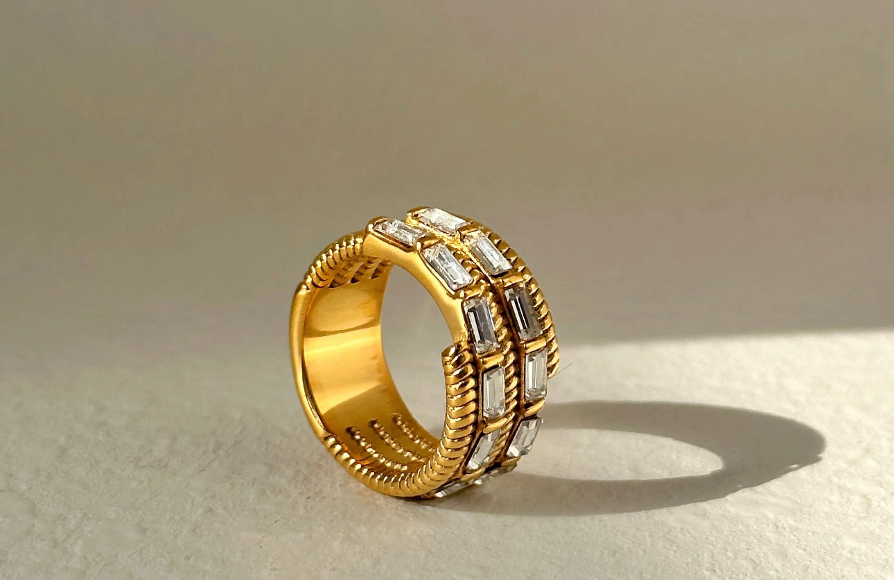 DIANA RING
