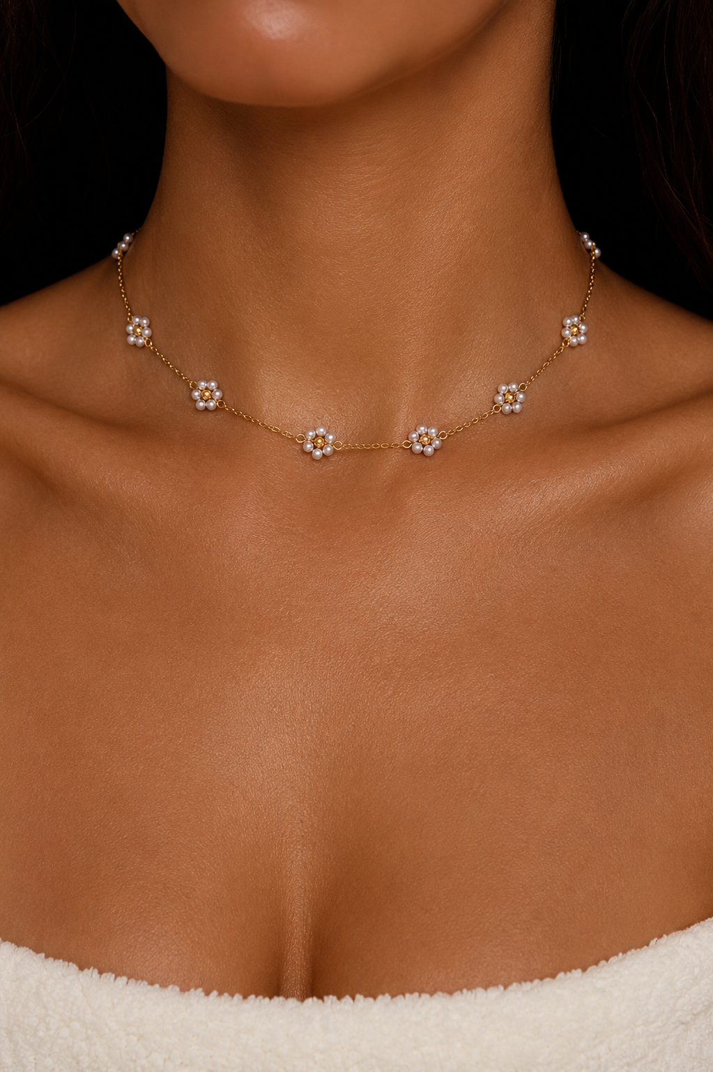 COLLANA BLANCA