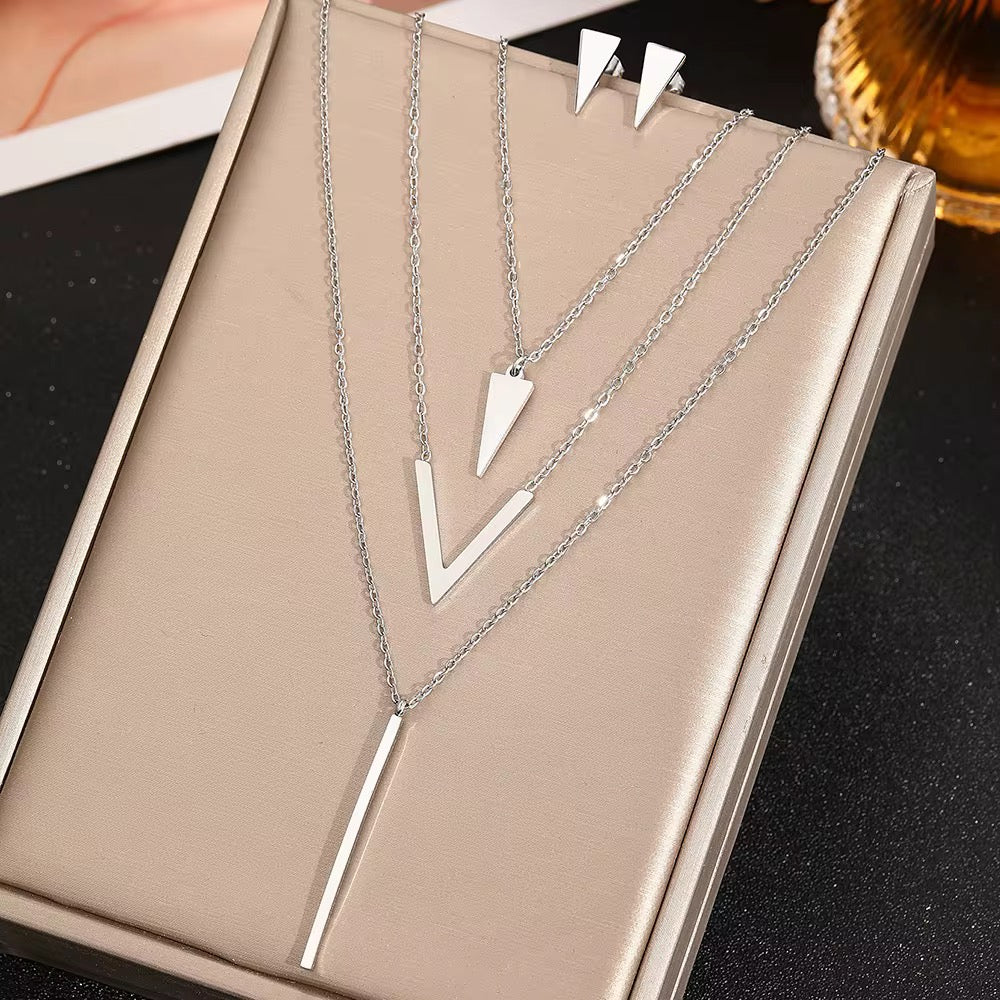 SET COLLANA+ ORECCHINI PIA