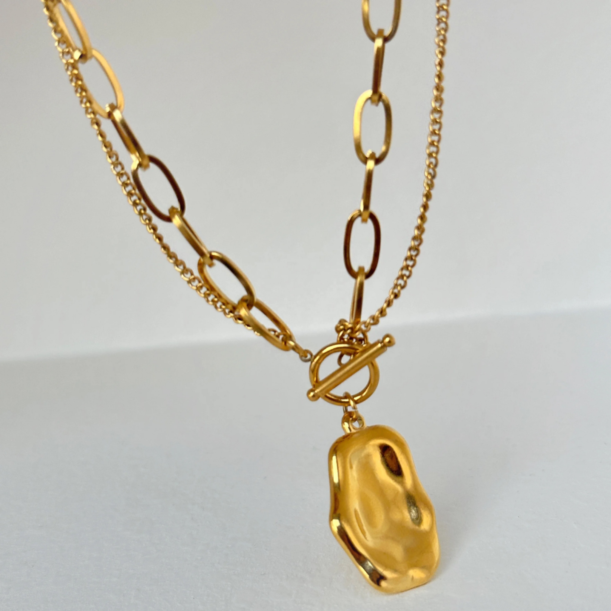 MAYDA NECKLACE