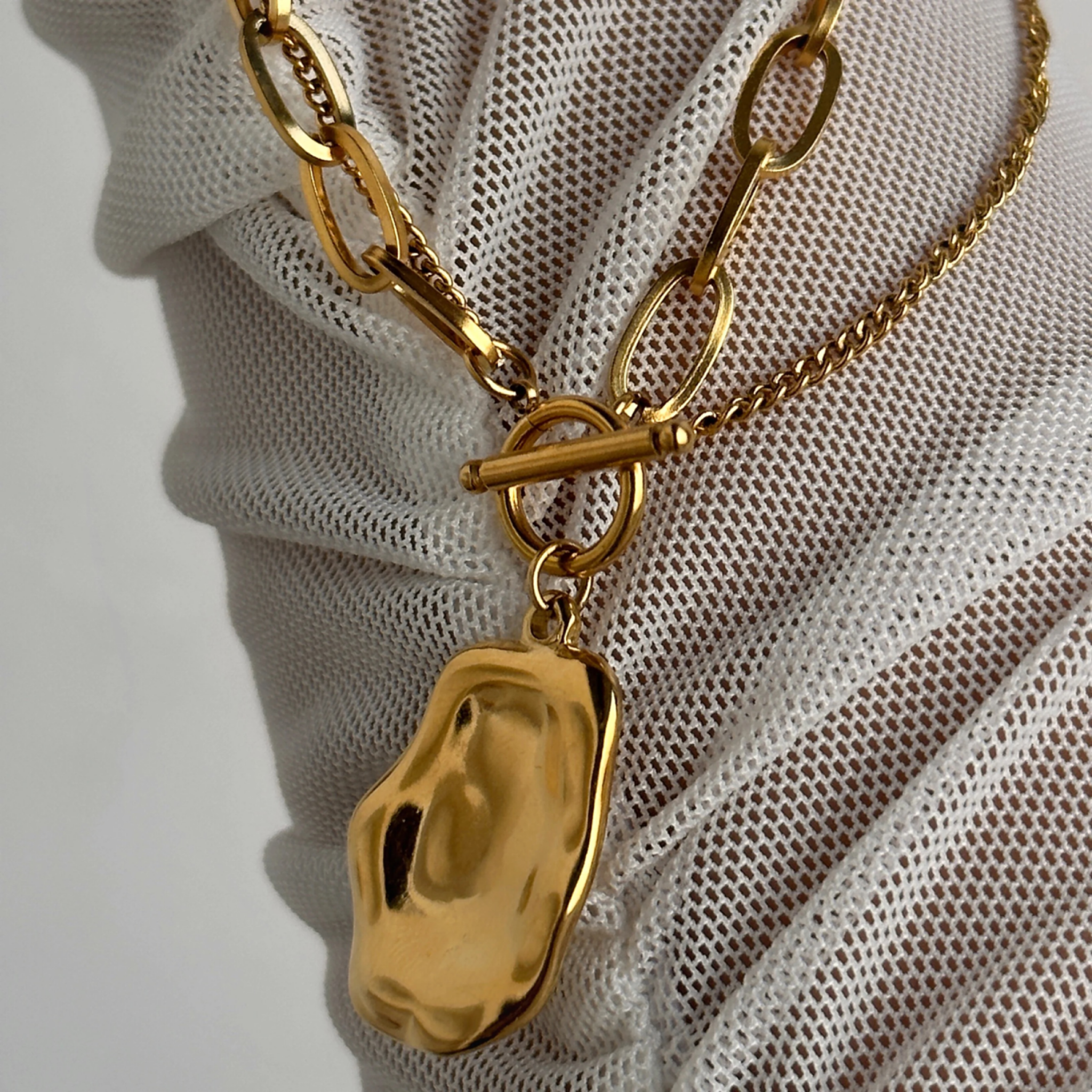 MAYDA NECKLACE