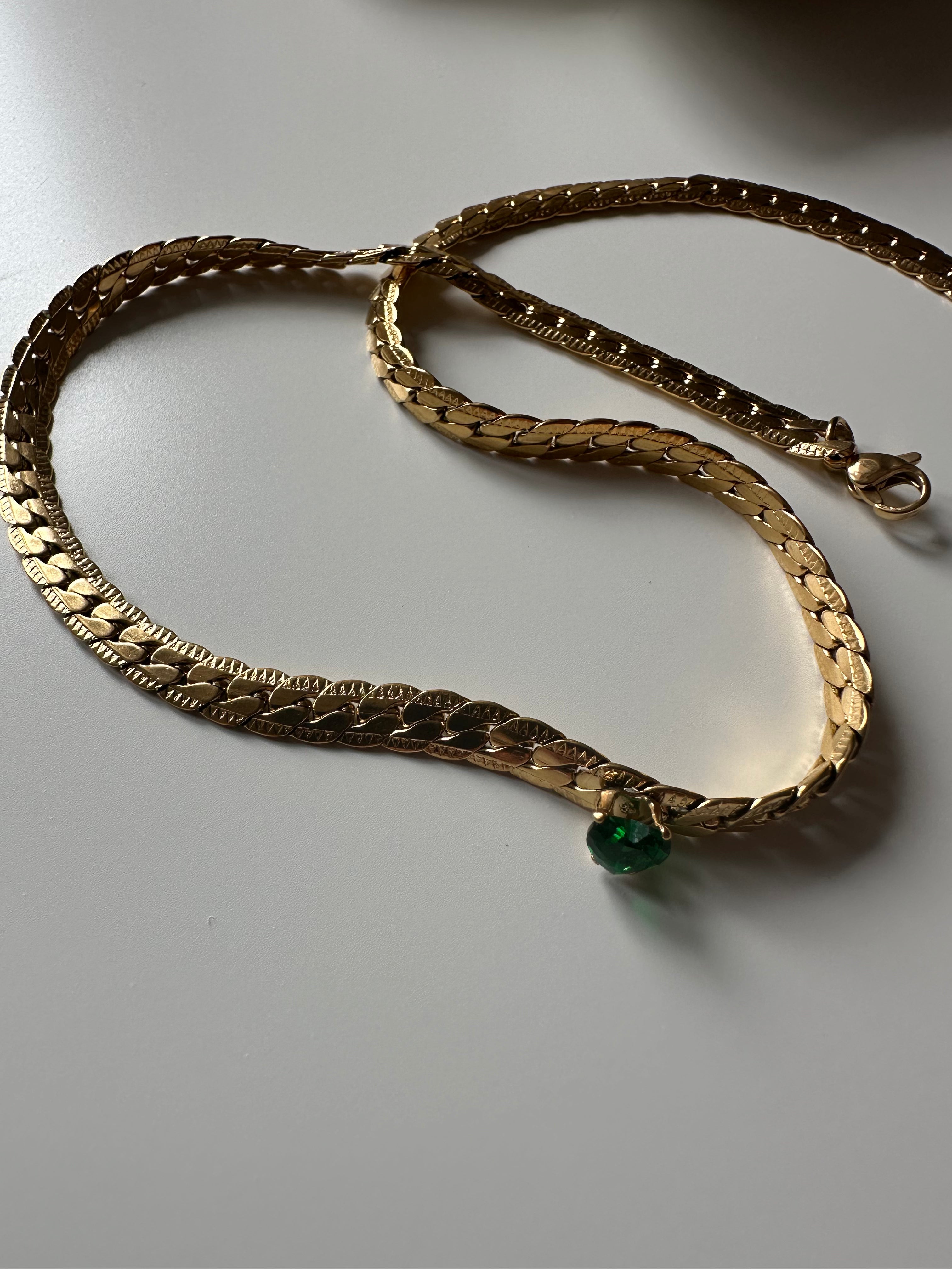 CLEOPATRA NECKLACE